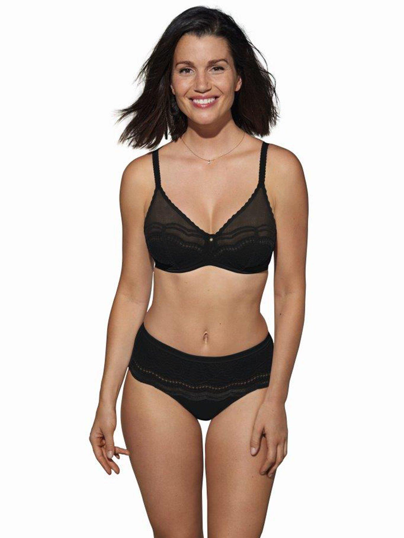 Wacoal Lace Black Bra 44H - Retro Chic 2-Section Cup