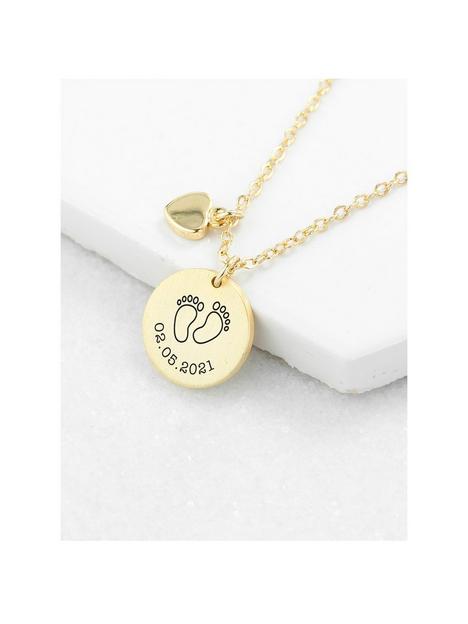 treat-republic-personalised-baby-feet-matte-heart-and-disc-necklace-in-gold