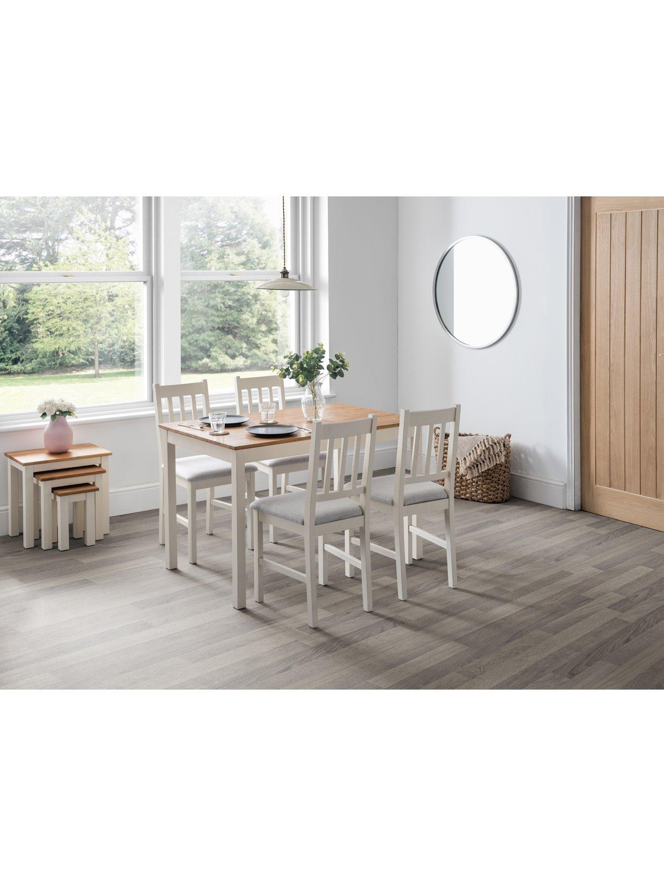 Julian Bowen Coxmoor 120 cm Dining Table + 4 Chairs