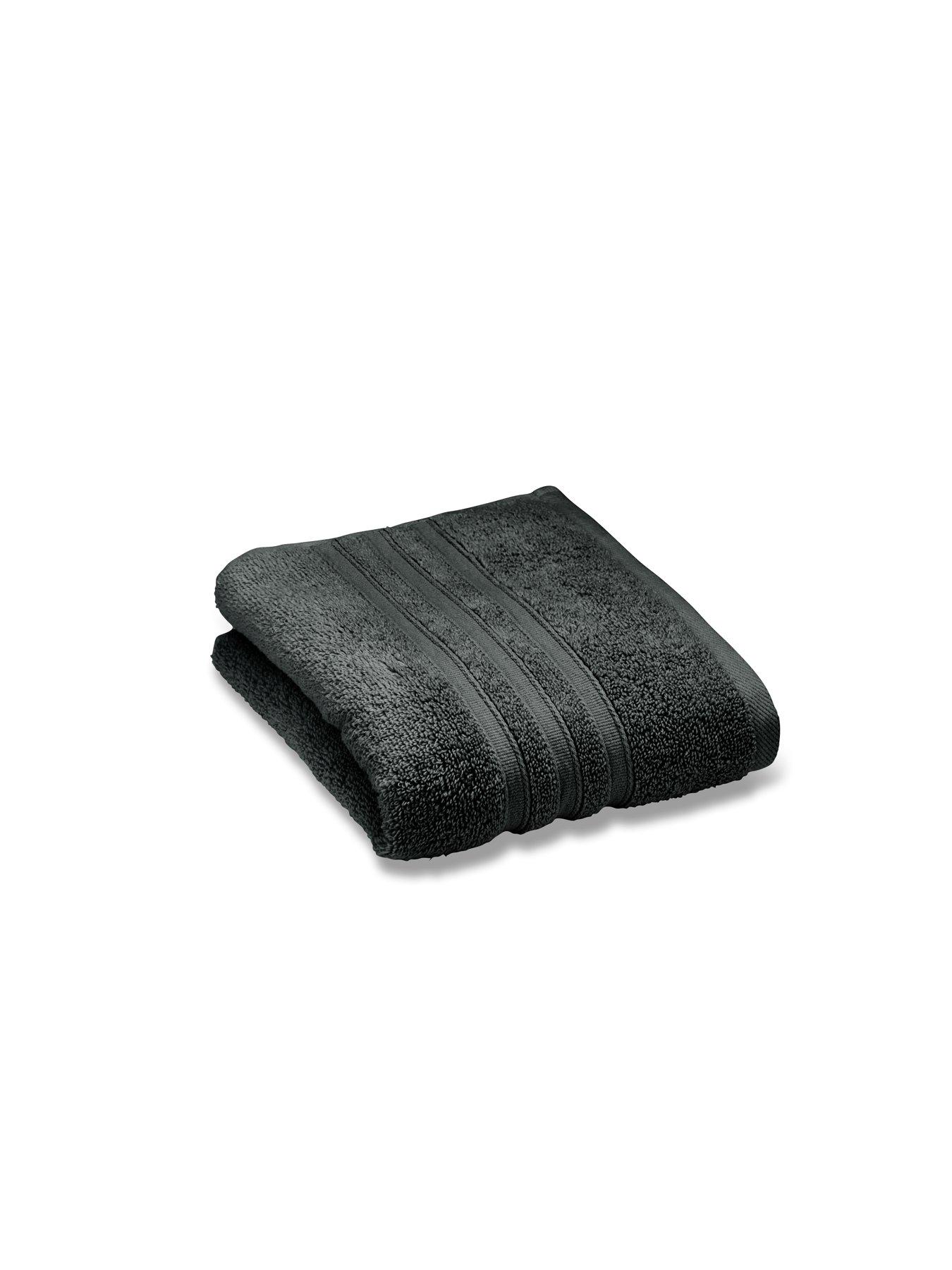 Image 5 of 6 of Catherine Lansfield Zero Twist 100% Cotton Towel Collection