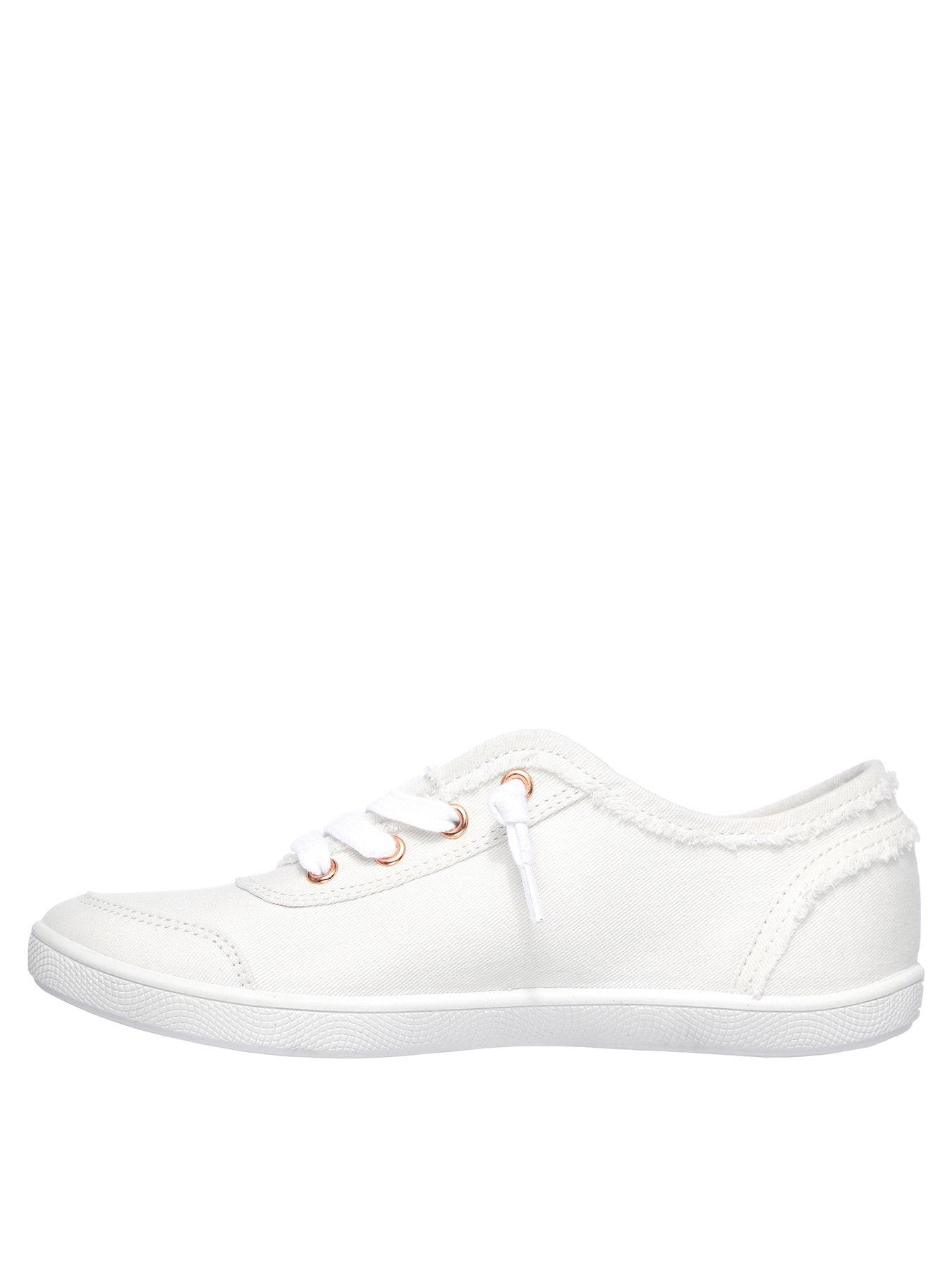 Skechers best sale white plimsolls