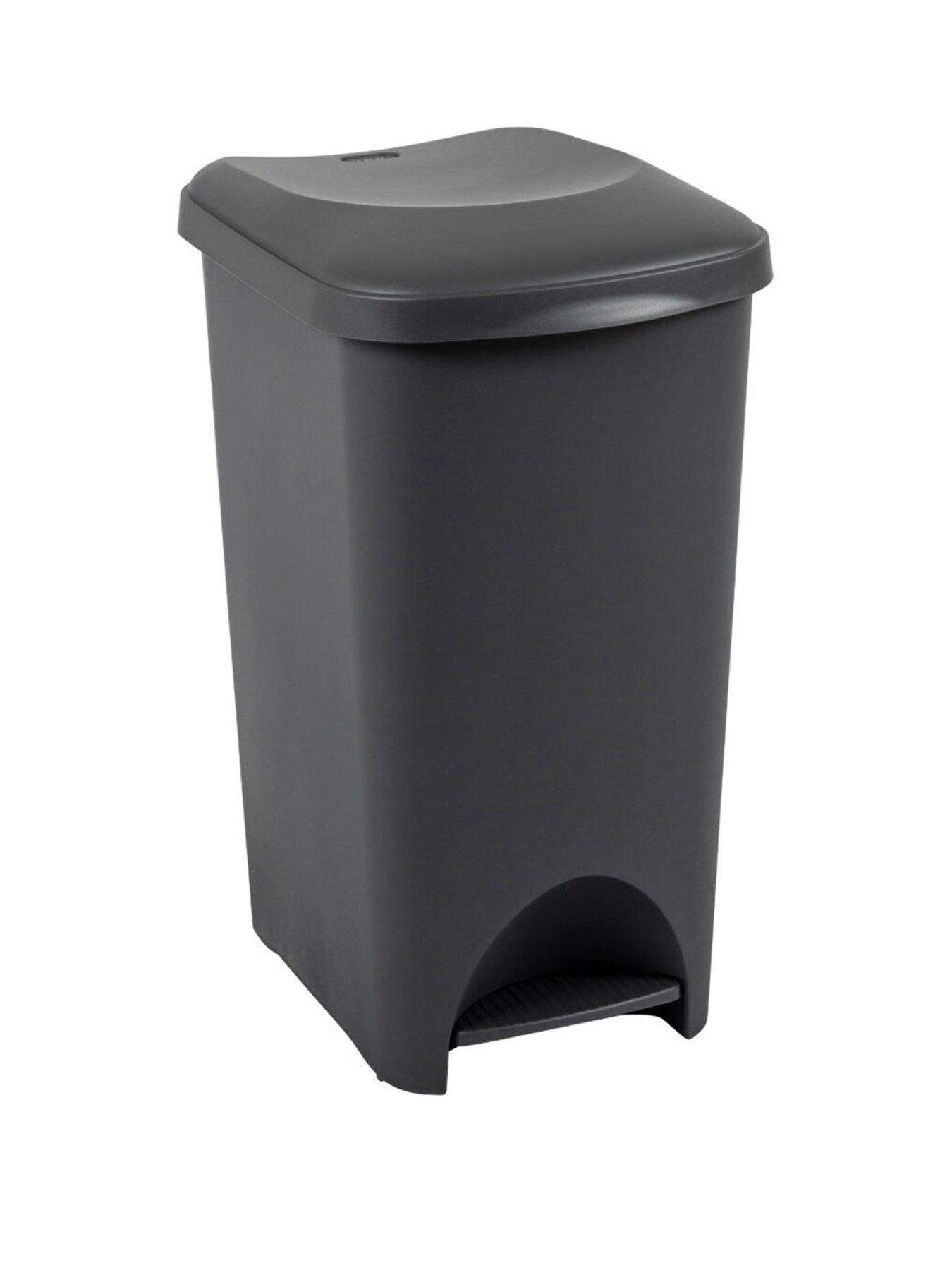 undefined Plastic Family Pedal Bin