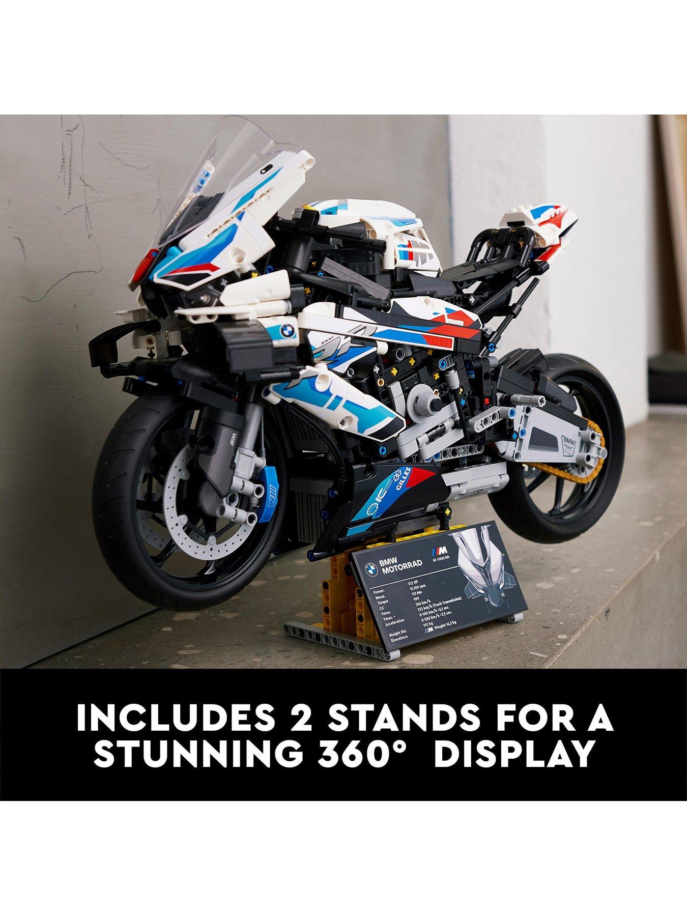 Image 5 of 8 of LEGO Technic Bmw M 1000 RR 42130