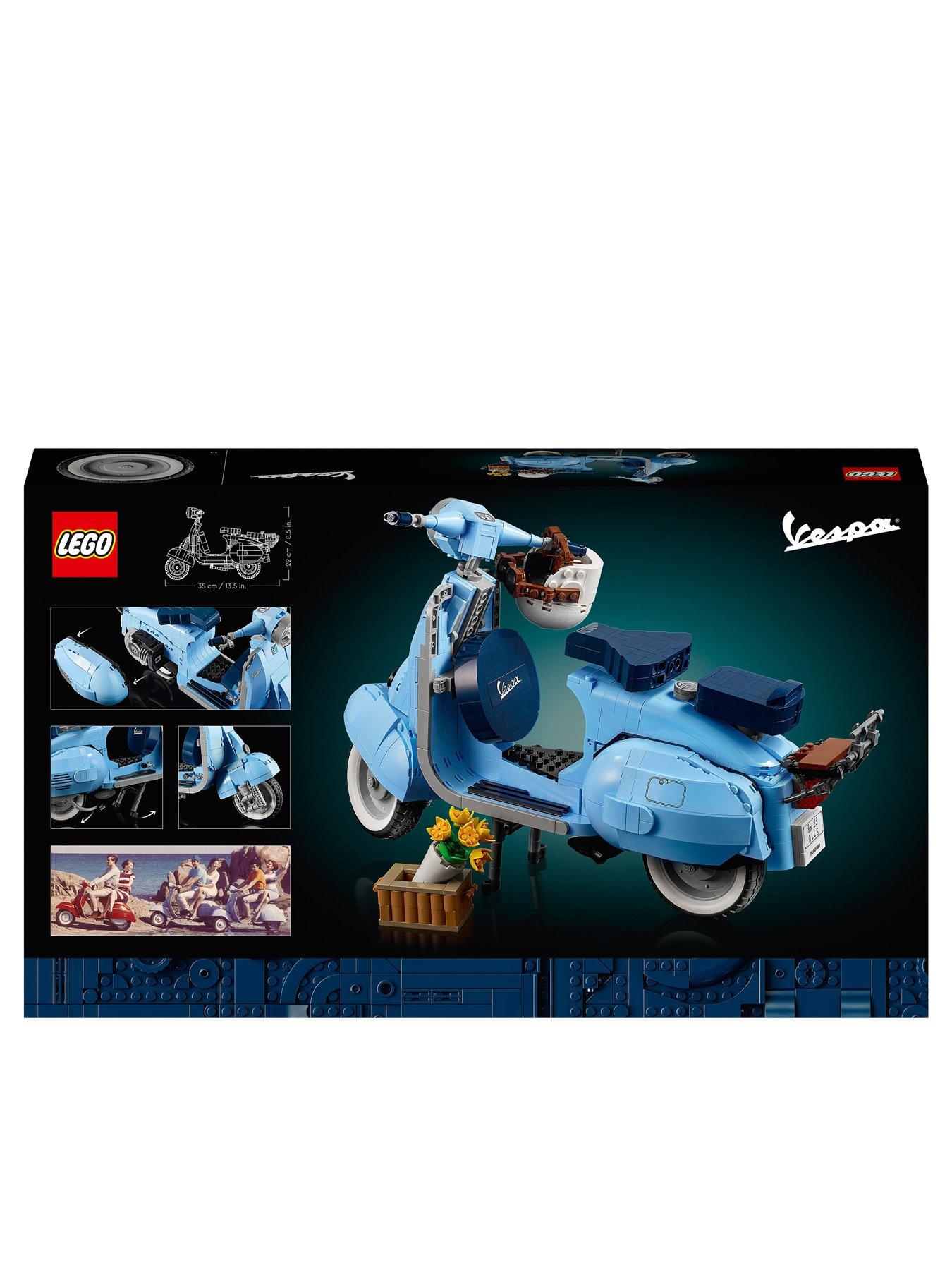 Image 7 of 8 of LEGO Icons Vespa 125