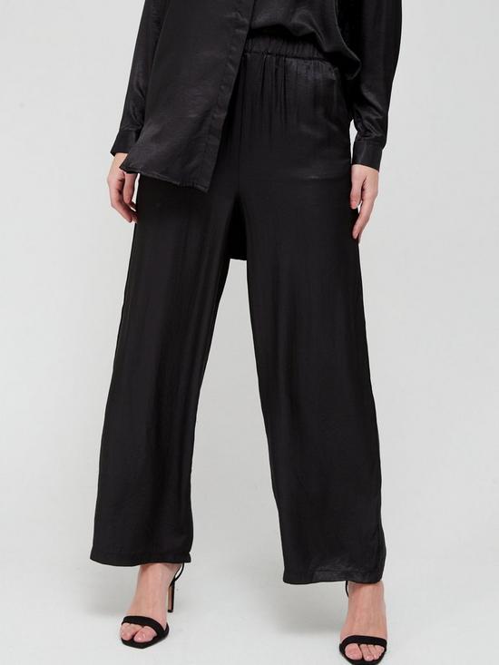 front image of vila-visilla-satin-trouser-black