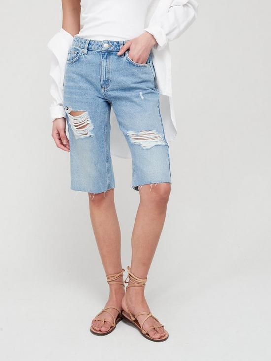 front image of v-by-very-taylor-distressed-longline-boyfriend-short-light-wash