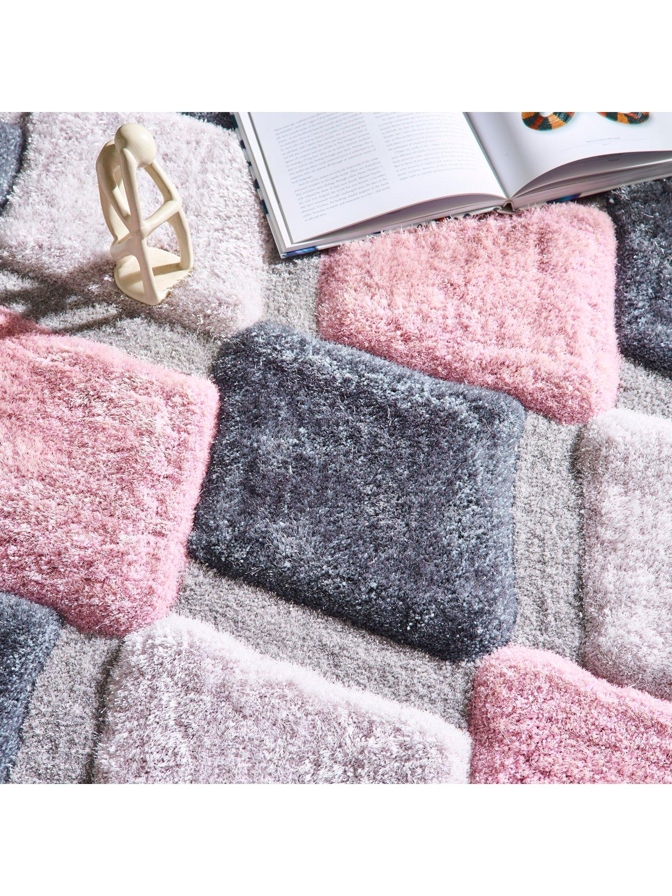 Image 4 of 4 of The Very Collection 3D&nbsp;Geo Shaggy Blush Rug
