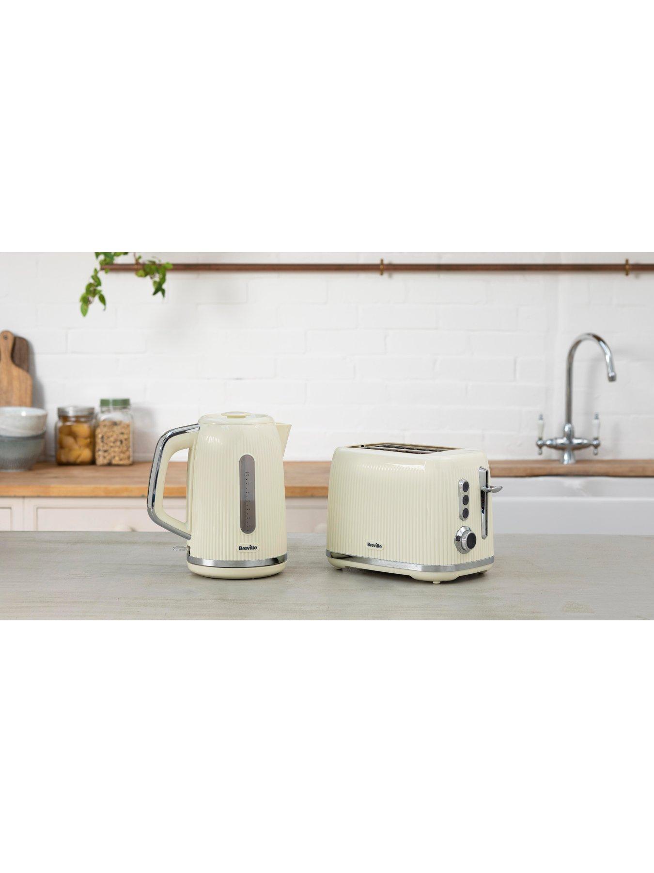 Image 6 of 6 of Breville Bold 2-Slice Toaster - Cream