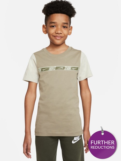 nike-older-boys-nsw-repeat-ss-top-green