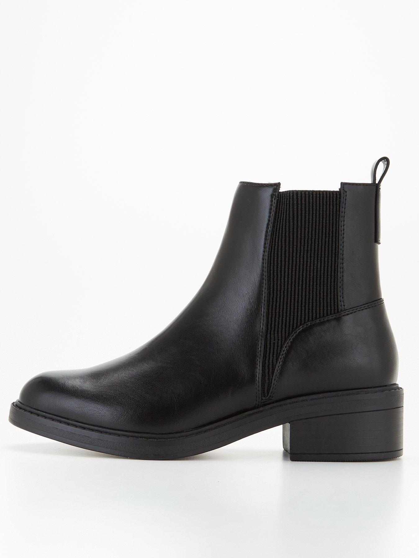 Chelsea boots shop size 3