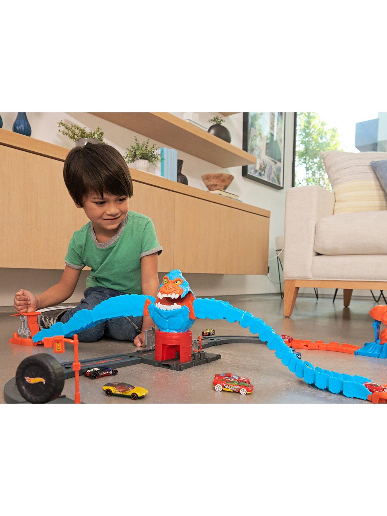 undefined Wreck  &  Ride Gorilla Attack Playset and Vehicle