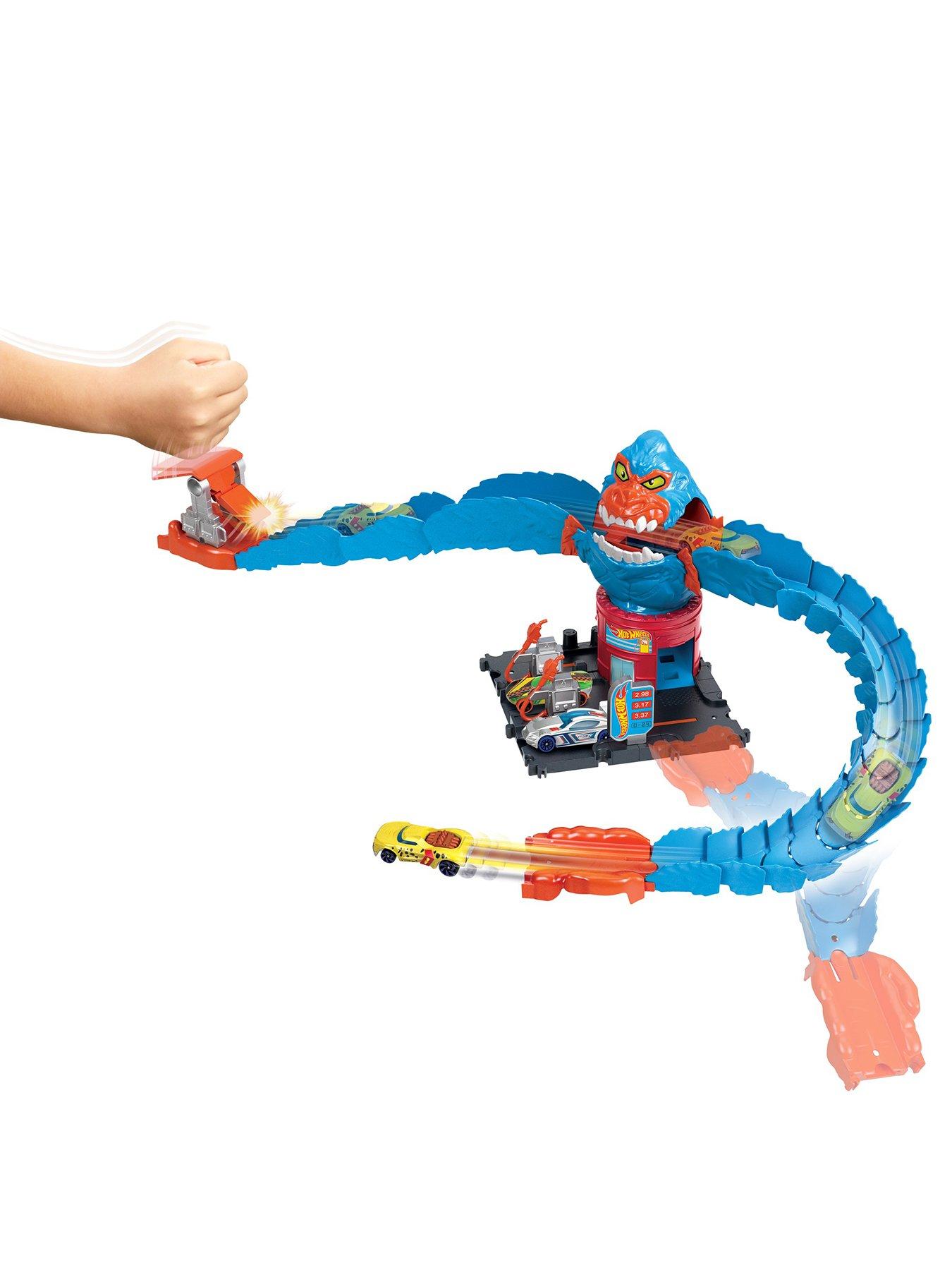 Hot Wheels Wreck Ride Gorilla Attack Playset and Vehicle