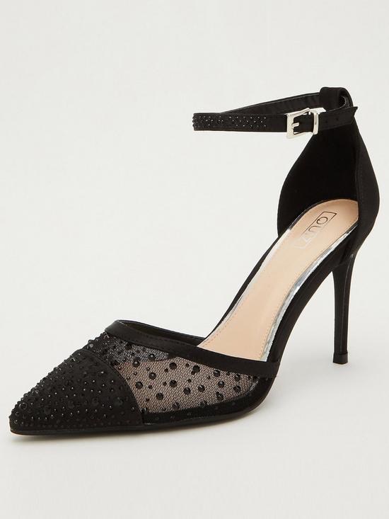 front image of quiz-satin-diamante-court-heels