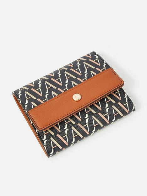 accessorize-monogram-small-wallet