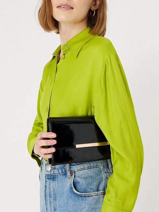 stillFront image of accessorize-patent-clutch