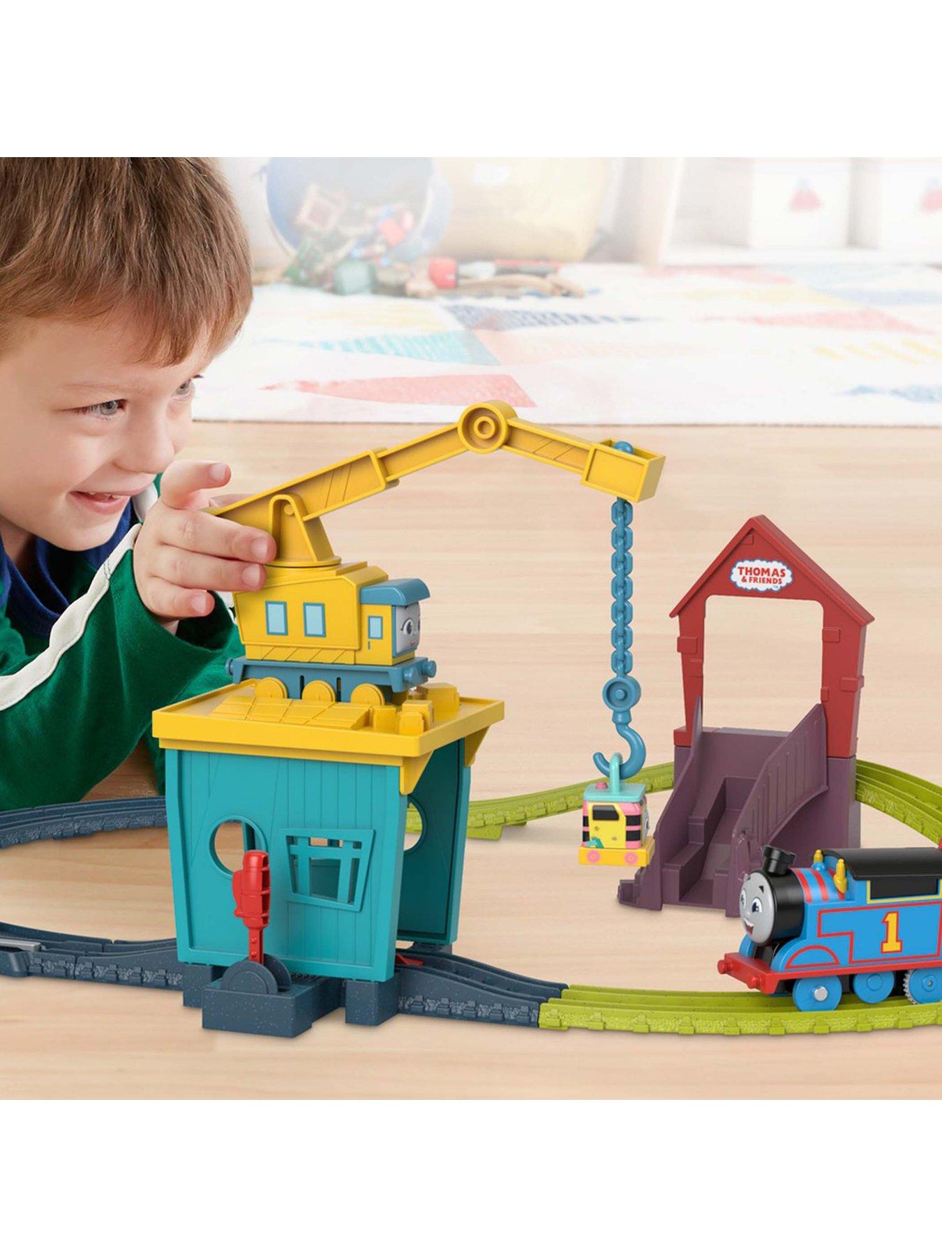  image of thomas-friends-fix-em-up-friends-motorised-toy-train-playset