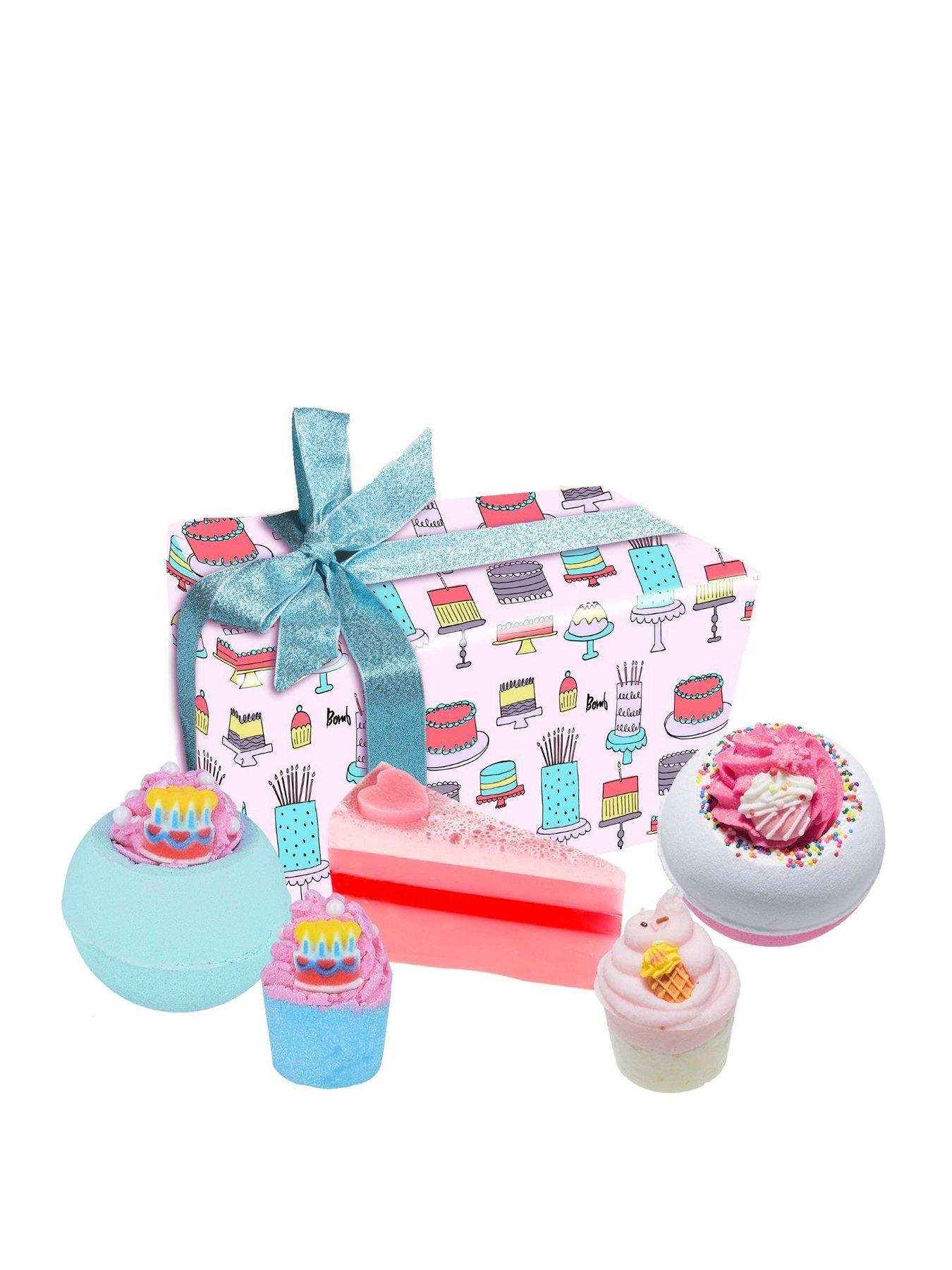 undefined Happy Birthday Bath Bomb Gift Set