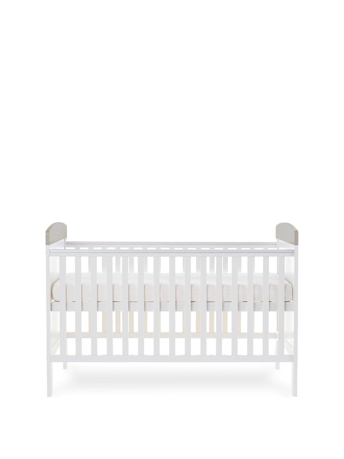Image 3 of 6 of Obaby Guess How Much I Love You Cot Bed- To the Moon &amp; Back
