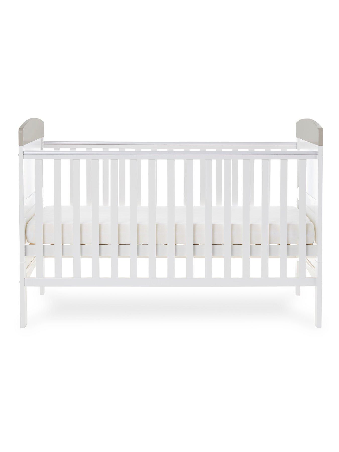 Image 4 of 6 of Obaby Guess How Much I Love You Cot Bed- To the Moon &amp; Back