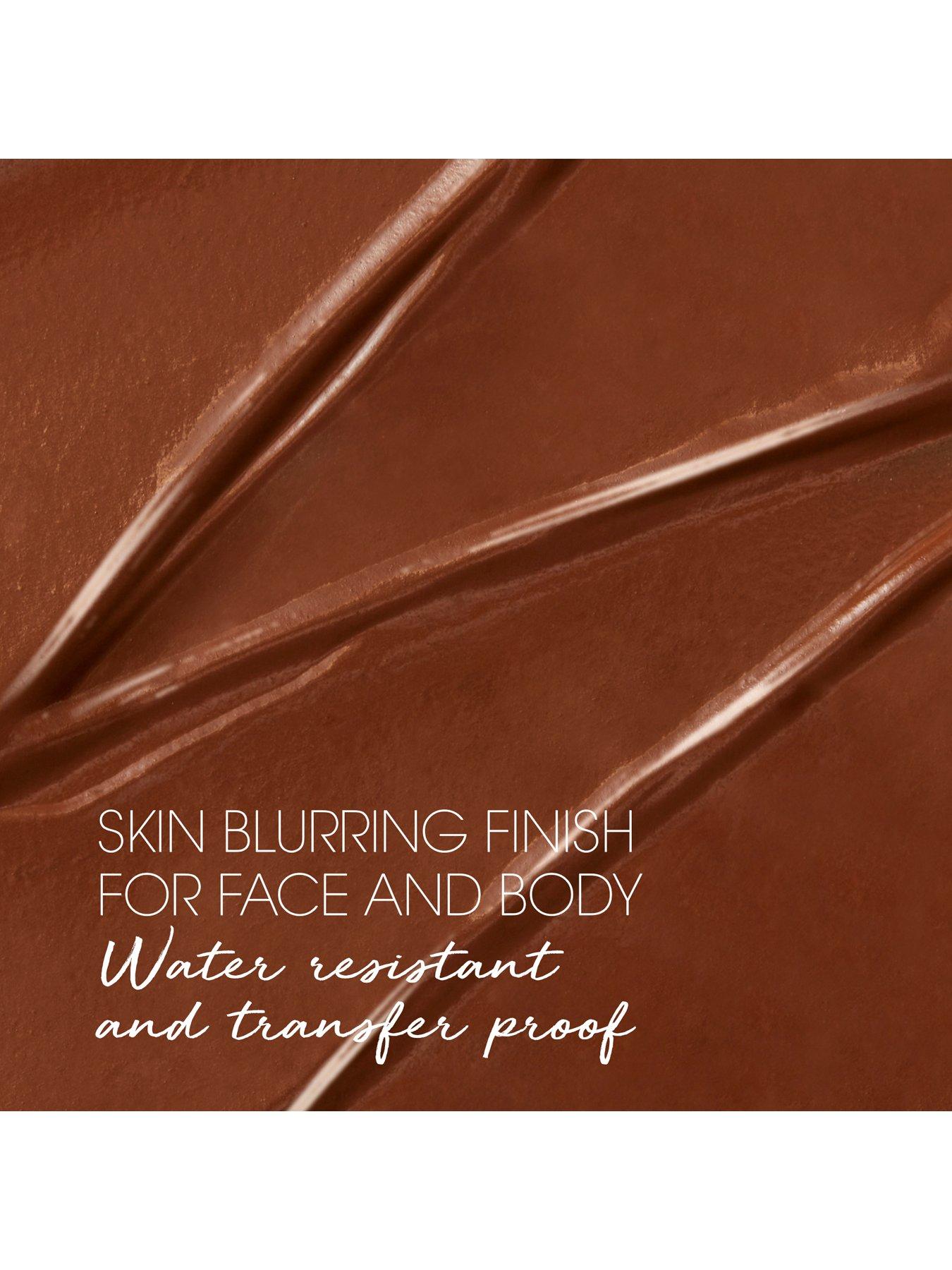  image of st-tropez-instant-glownbspbody-bronzer-mediumnbsp100ml