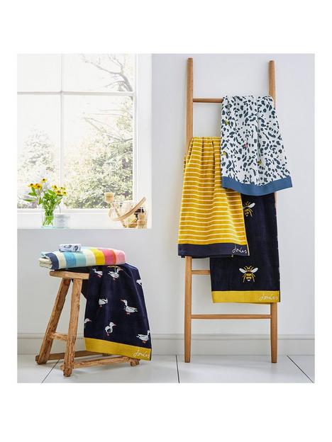 joules-botanical-bees-towel-collection