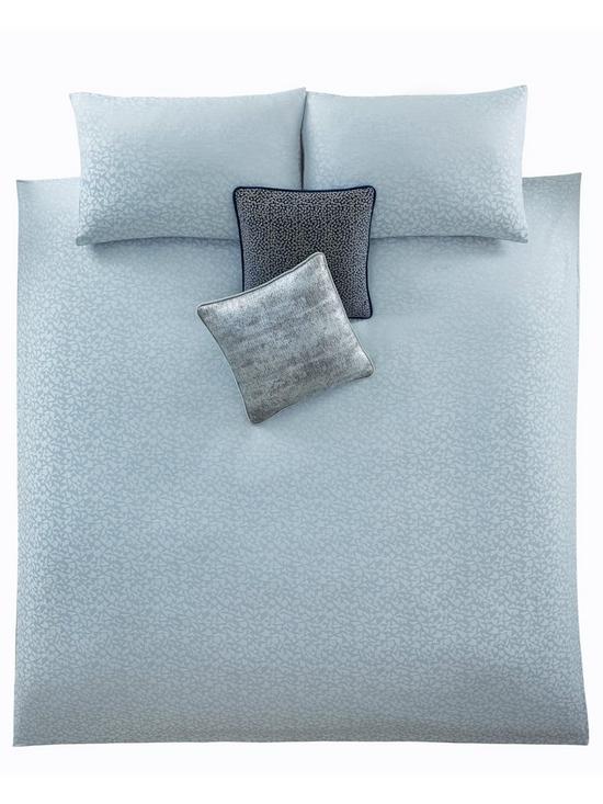 front image of tess-daly-venus-cushion
