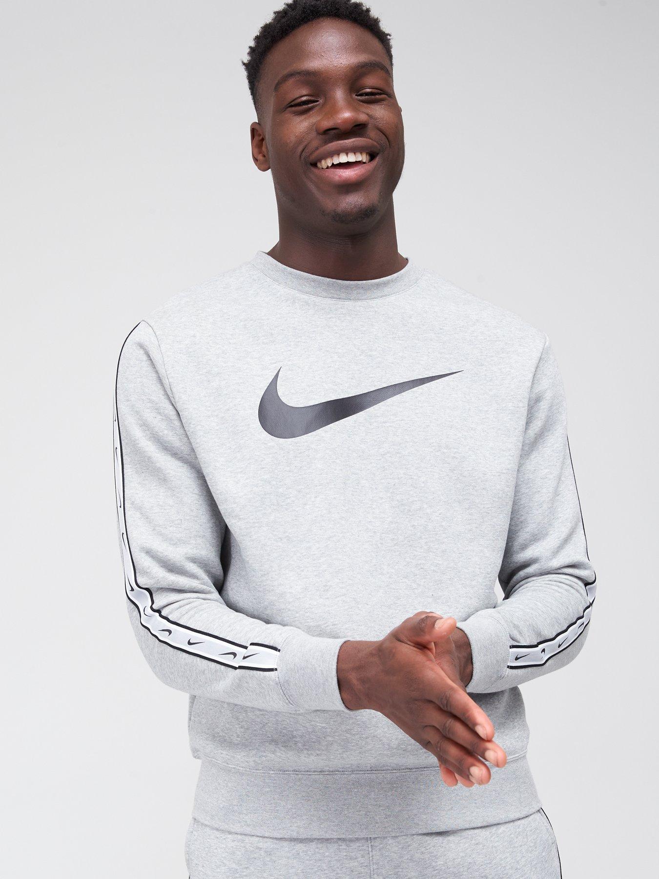 Nike sportswear repeat discount crew