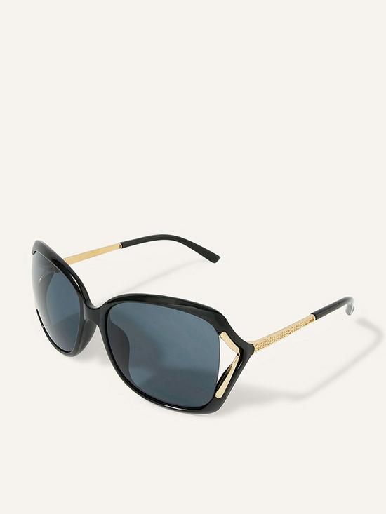 front image of monsoon-wrap-sunglasses
