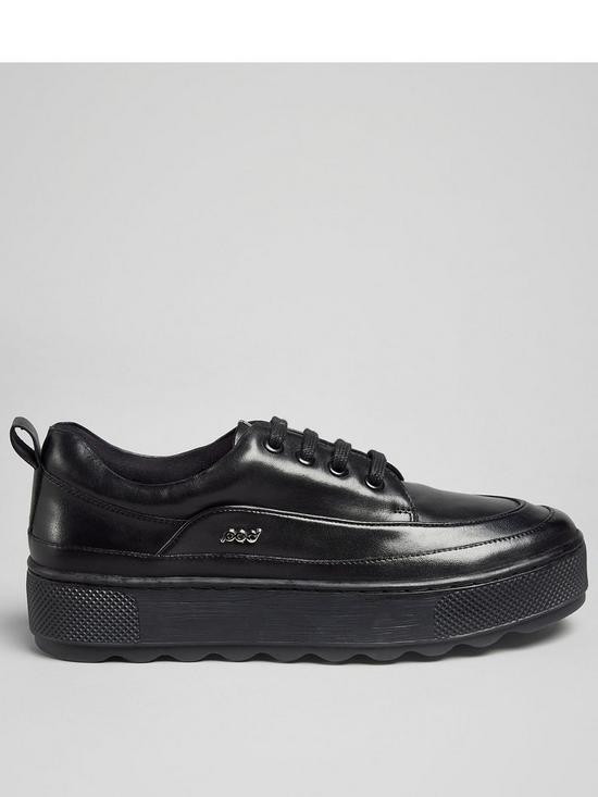 front image of pod-sammy-trainers-black