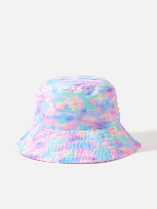 front image of accessorize-girls-starburst-reversible-bucket-hat-multi