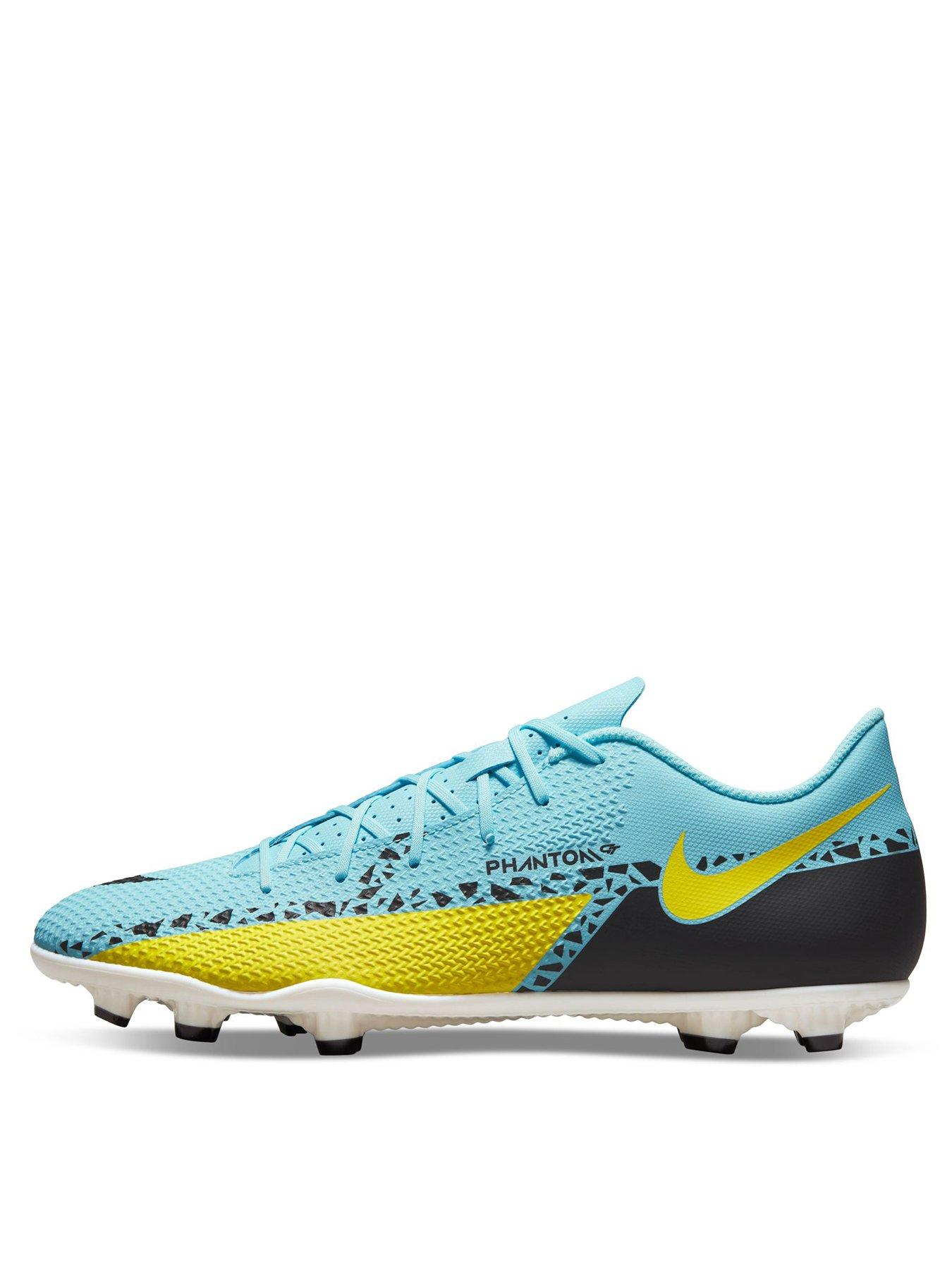 mens phantom football boots