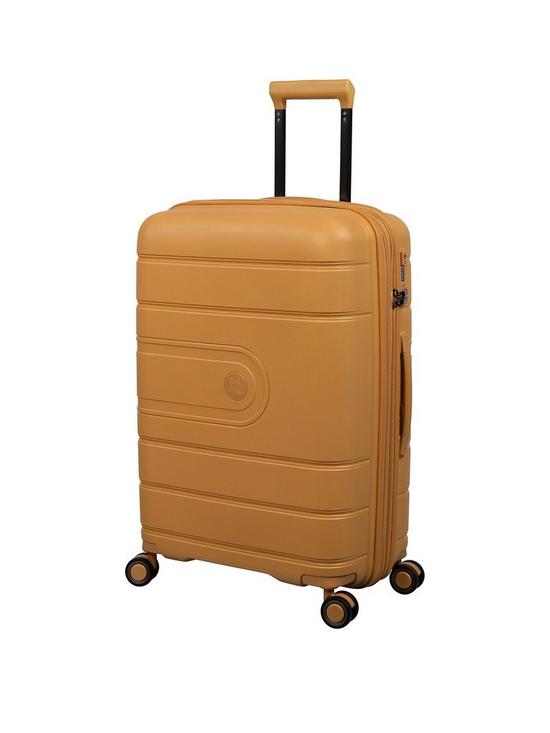 front image of it-luggage-eco-tough-honey-gold-medium-expandable-hardshell-8-wheel-spinner-suitcase
