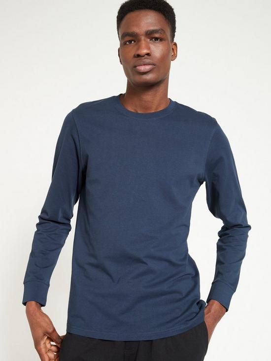 front image of everyday-essential-long-sleeve-t-shirt-navy