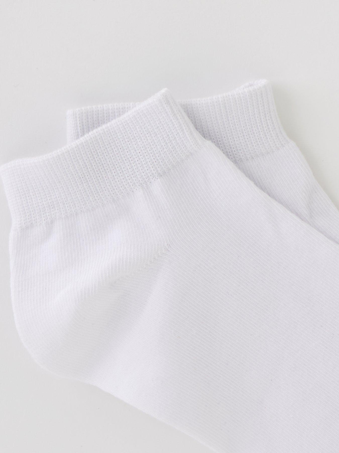 Image 3 of 3 of The Very Collection 5 Pack Trainer Socks&nbsp; -&nbsp;White