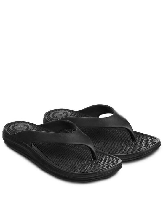 front image of totes-ladies-solbounce-with-toe-post-sandals-black
