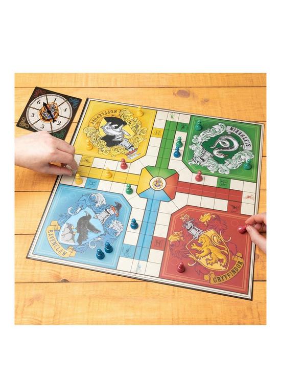 front image of harry-potter-hogwarts-ludo-with-spinner