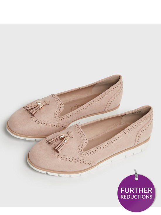 outfit image of new-look-wide-fit-cream-suedette-tassel-wedge-loafers