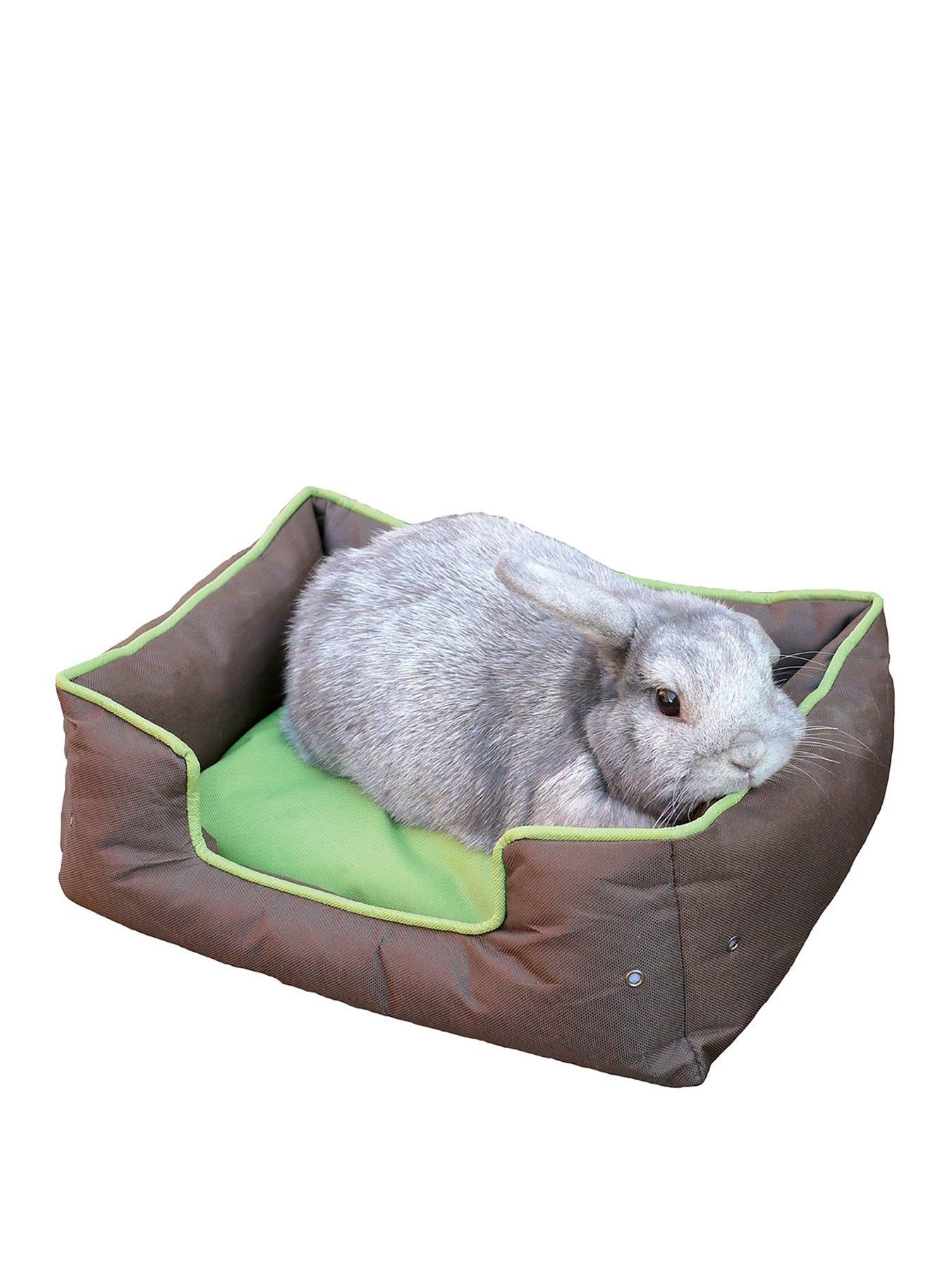 rosewood-snuggles-tough-n-mucky-bed