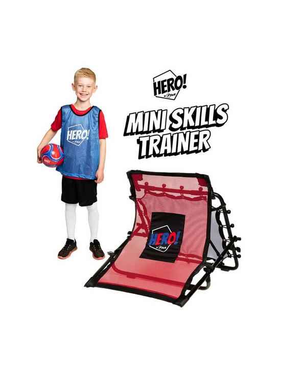 front image of football-flick-hero-mini-skills-trainer-aged-3-7-years