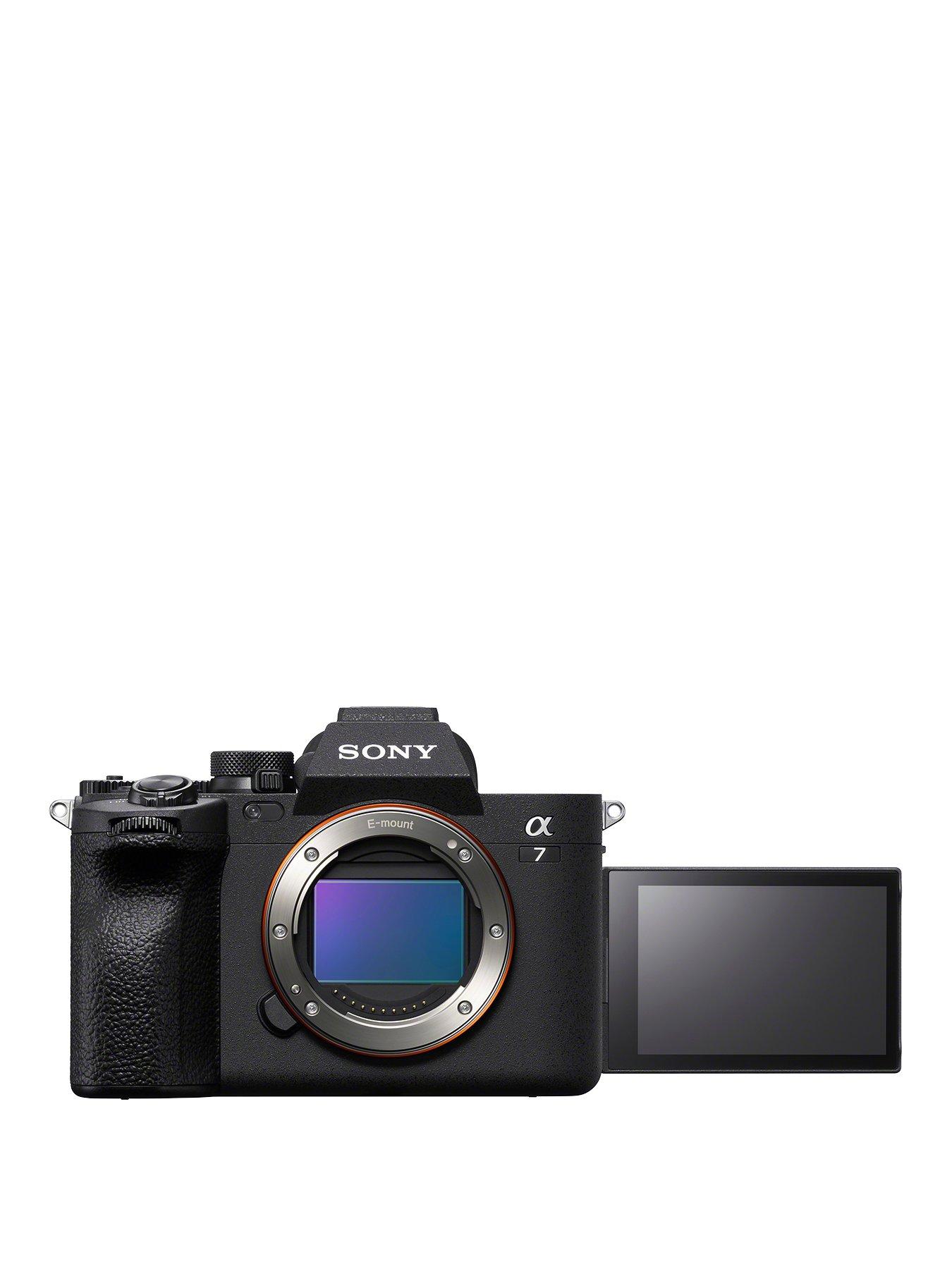 Sony ILCE7M4B.CEC Alpha 7 IV Full-Frame Mirrorless Camera - 33MP, Real-time autofocus, 10 fps, 4K60p, Vari-angle Touchscreen, Large Capacity Z Battery