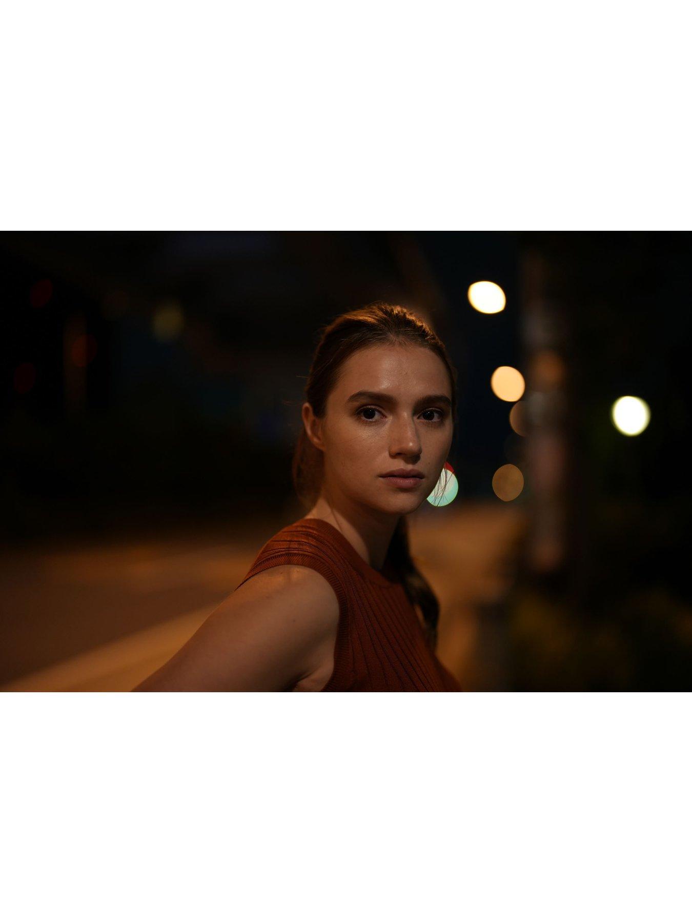 Image 5 of 6 of Sony ILCE7M4KB.CEC&nbsp;Alpha 7 IV Full-Frame Mirrorless Camera with Sony 28-70 mm F3.5-5.6 Kit Lens (33MP, Real-time autofocus, 10 fps, 4K60p)