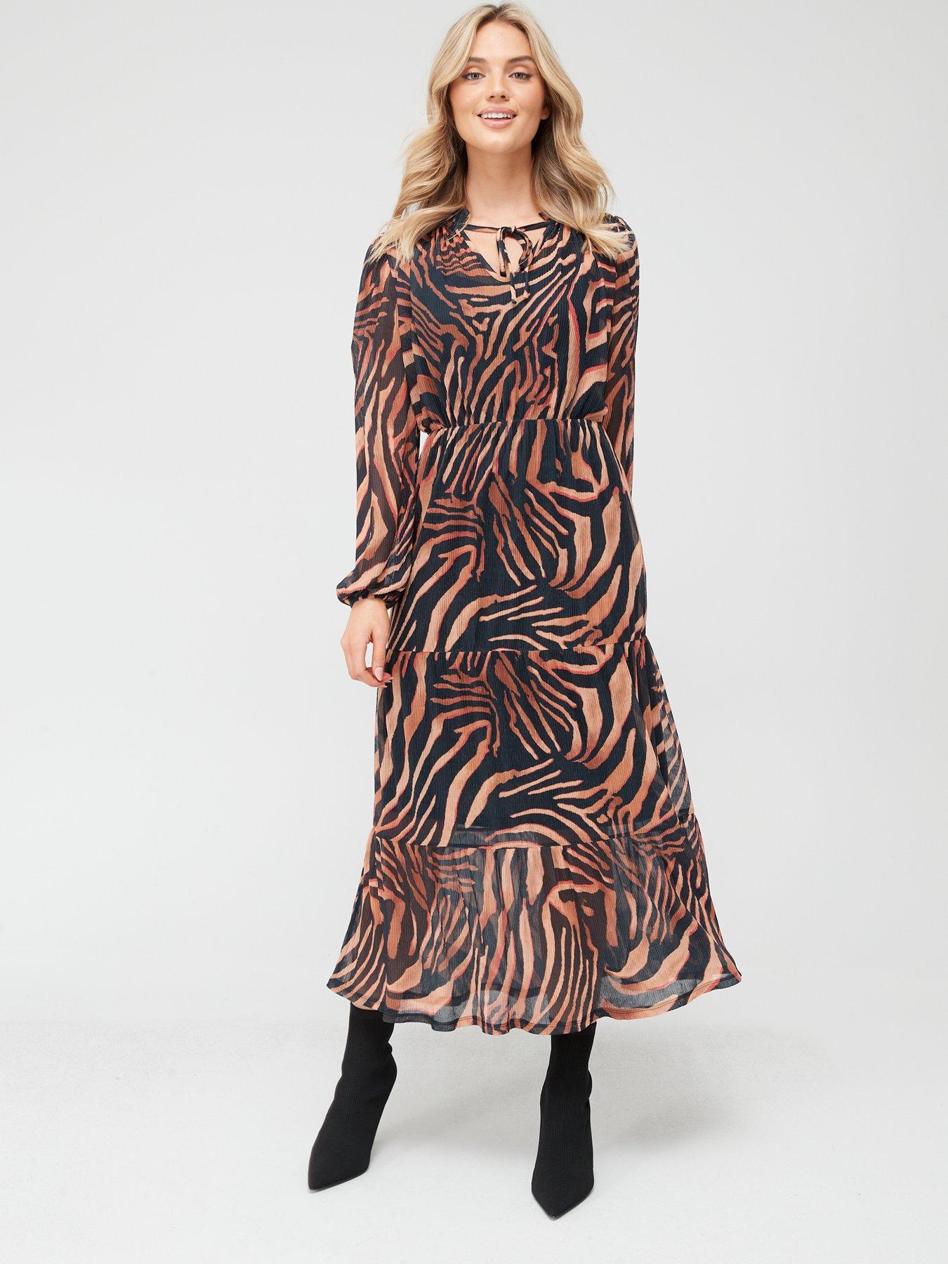 V by very store leopard print dress