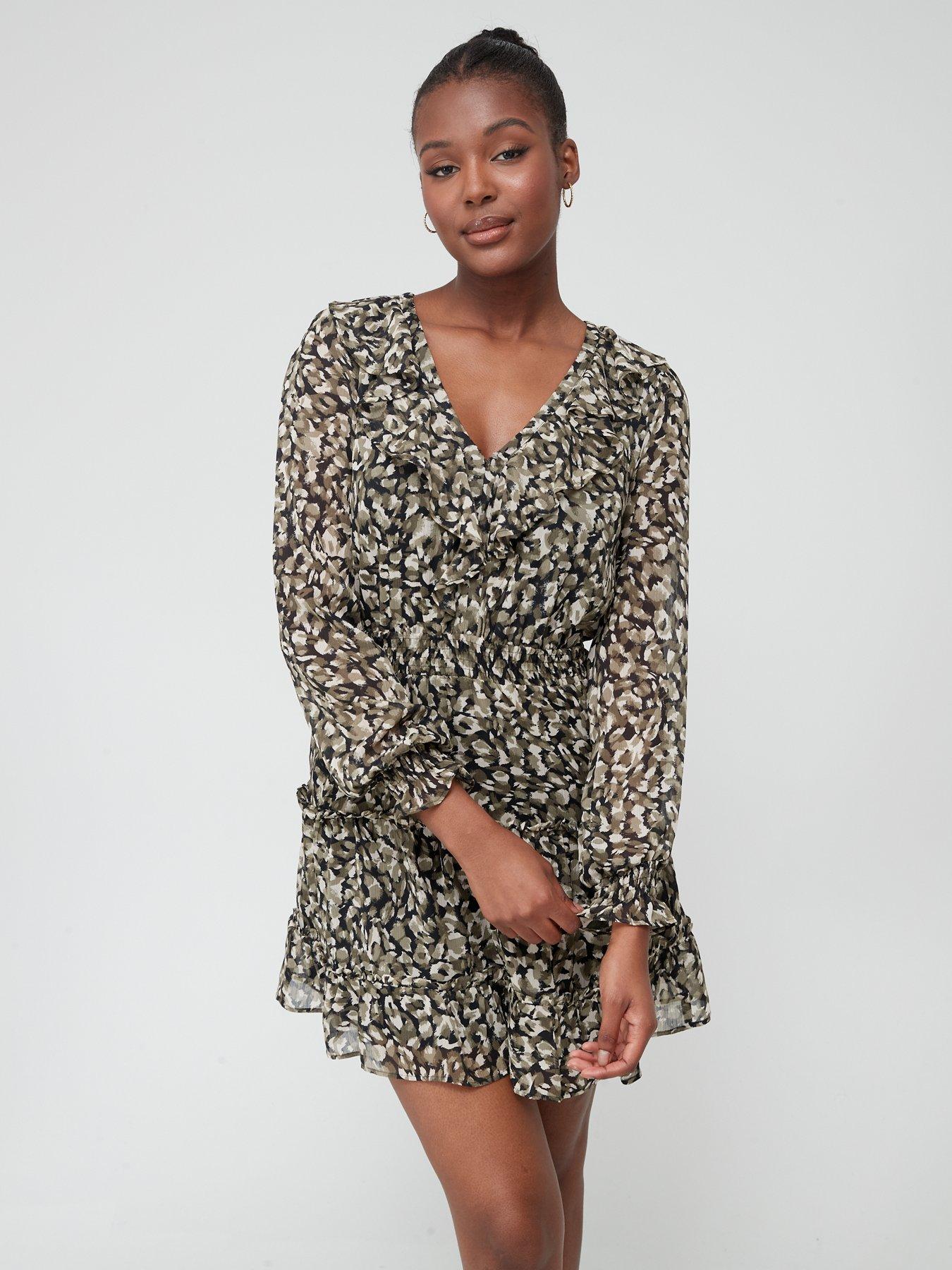 V by very leopard print clearance dress