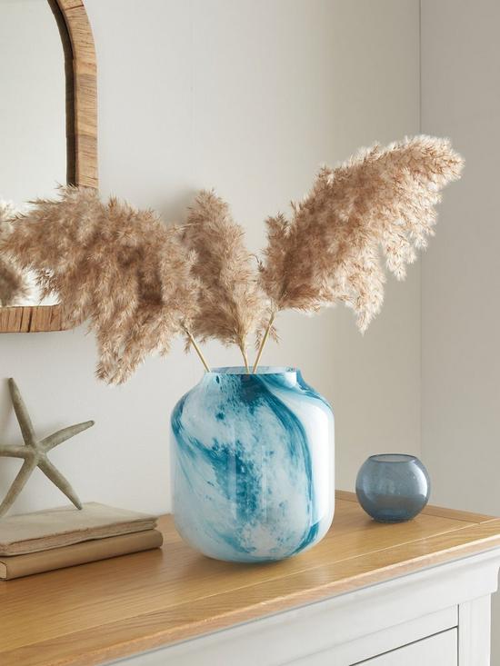 stillFront image of very-home-swirl-art-glass-vase