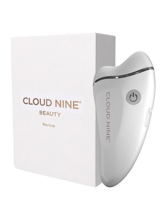 front image of cloud-nine-revive-beauty-device