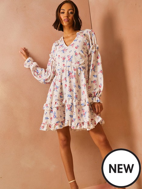 in-the-style-lorna-luxe-floral-frill-tiered-sleeve-smock-dress