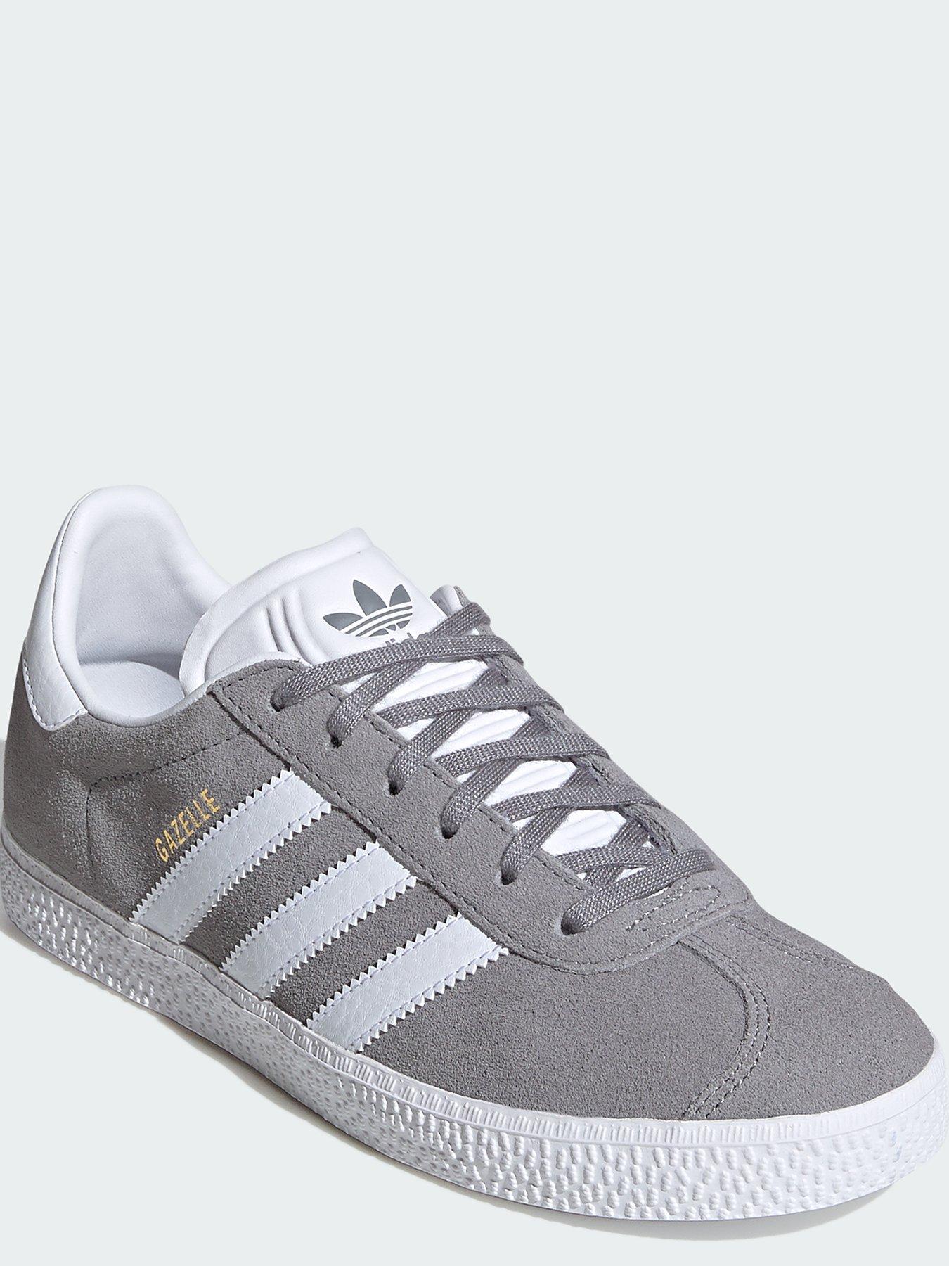 Light cheap grey gazelles