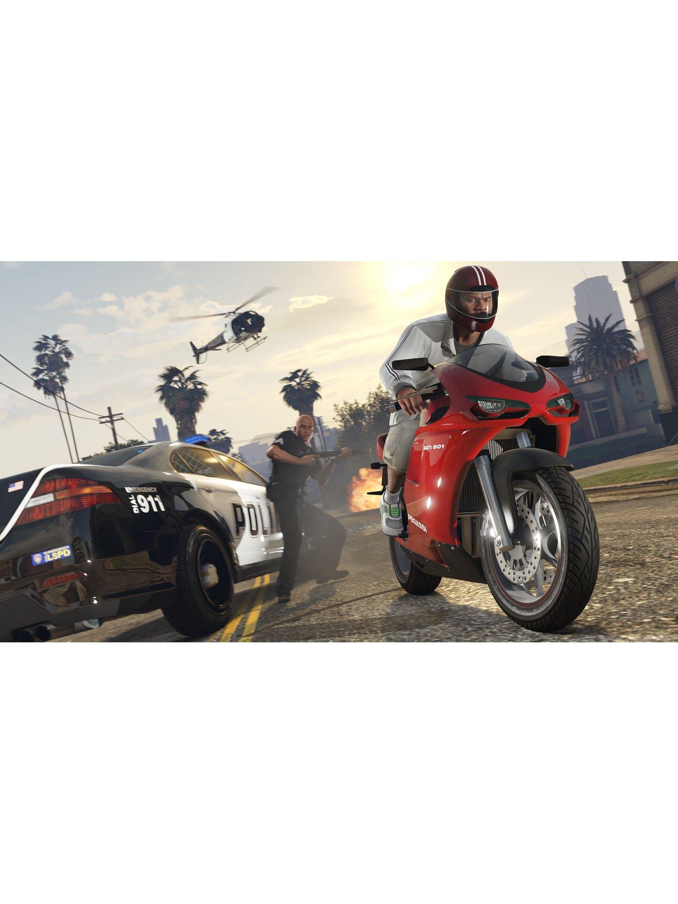 Image 3 of 8 of Xbox Grand Theft Auto V - Xbox Series X