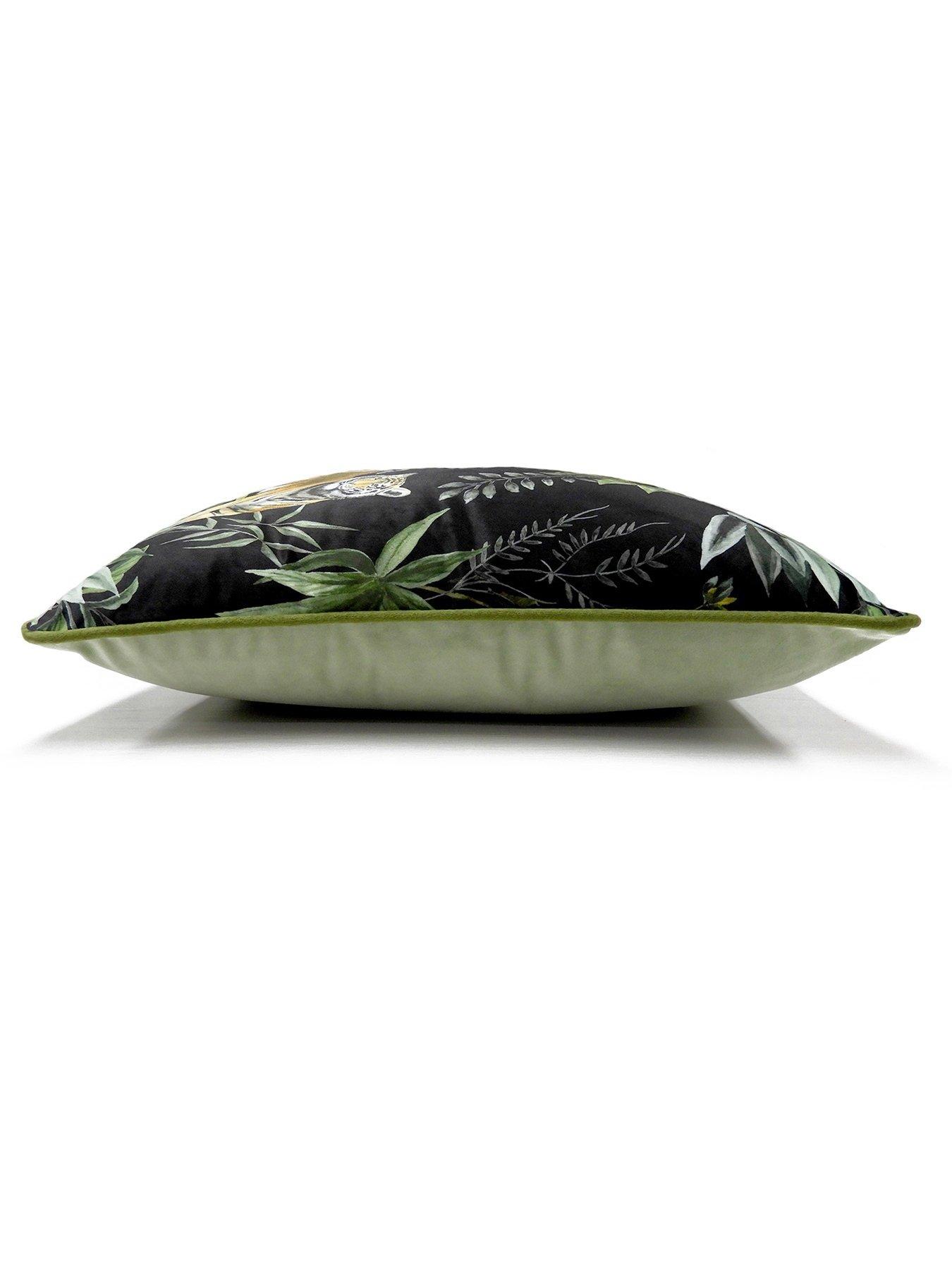  image of furn-jungle-tiger-cushion
