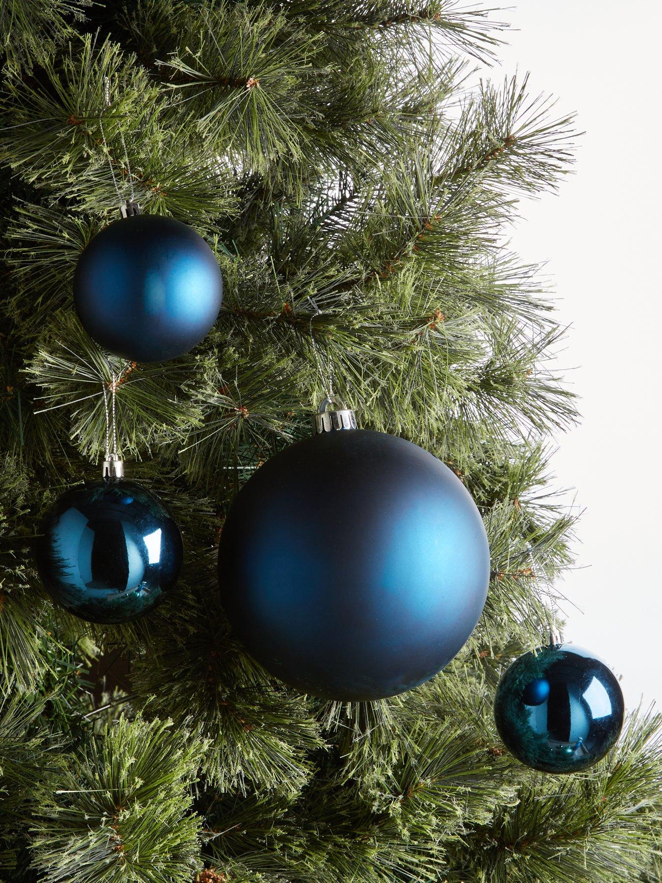 festive-15-piece-christmas-tree-decorating-bundle-navy
